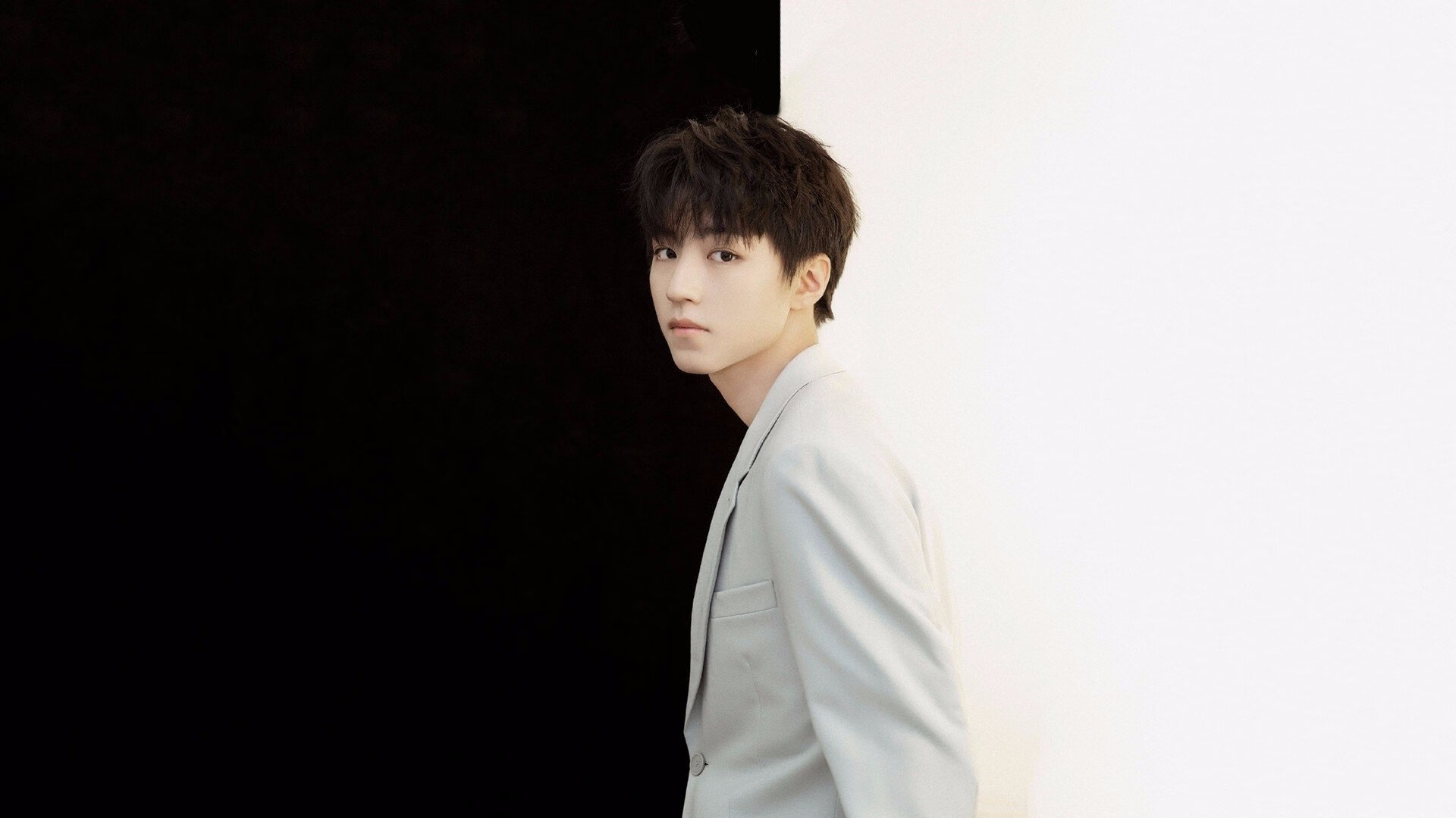 爱游戏官方网站-巴塞罗那客场大胜毕尔巴鄂保持不败势头，巴塞罗那vs毕尔巴鄂竞技国王杯直播